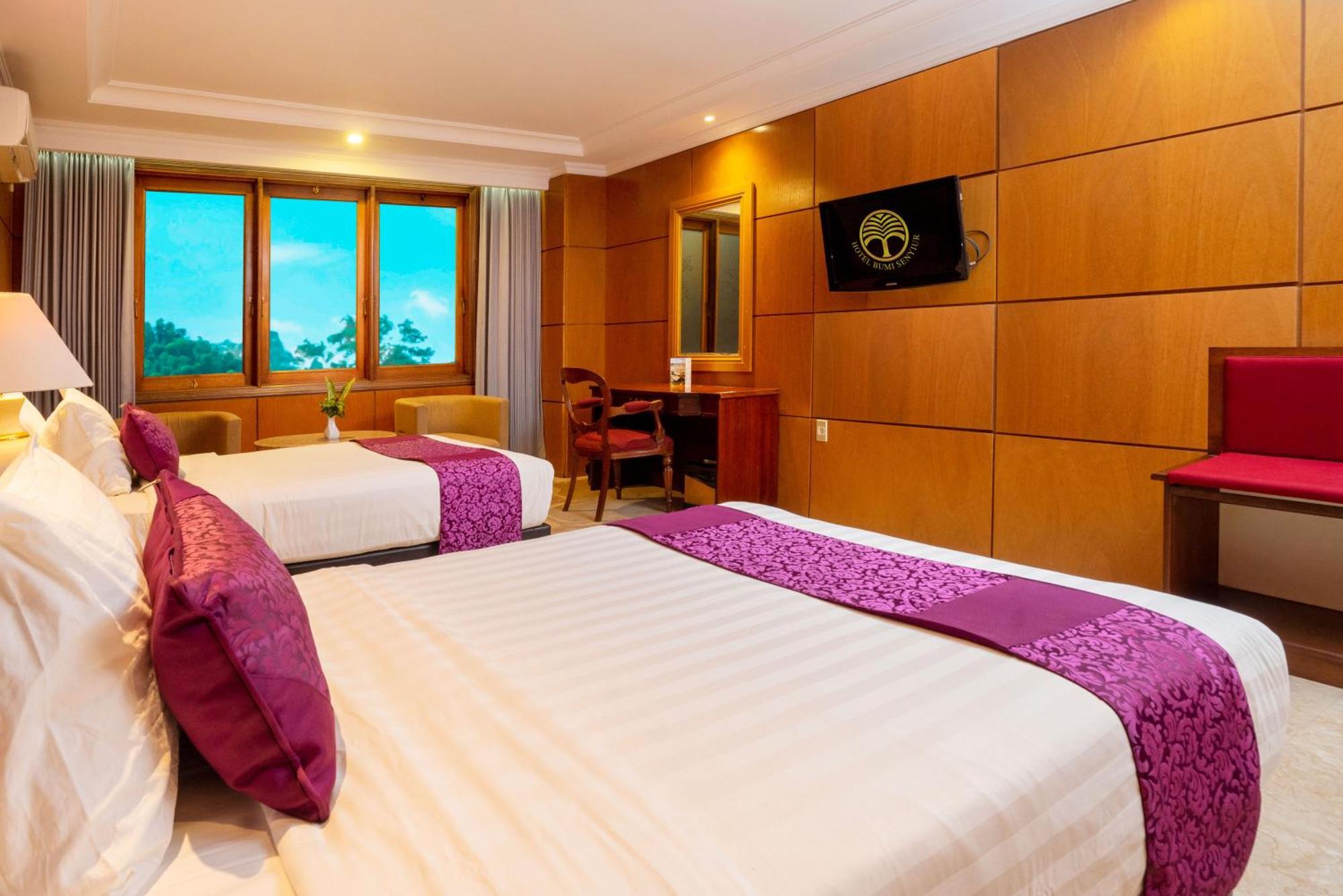 Hotel Bumi Senyiur Самаринда Экстерьер фото
